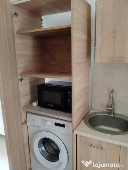 Apartament cu 2 camere semidecomandat în Sud