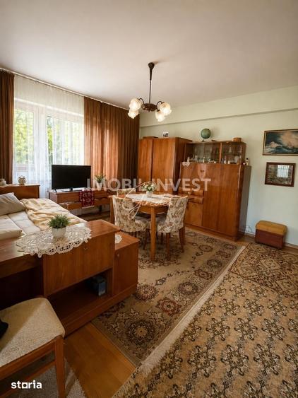 Casă cu 3 camere cu Teren 2200 Mp în Pianu