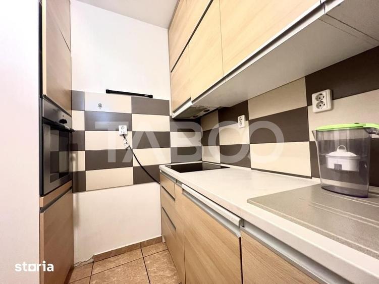 Apartament cu 3 camere semidecomandat în Someșeni