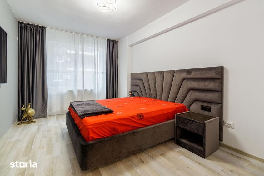 Apartament cu 3 camere în Apărătorii Patriei