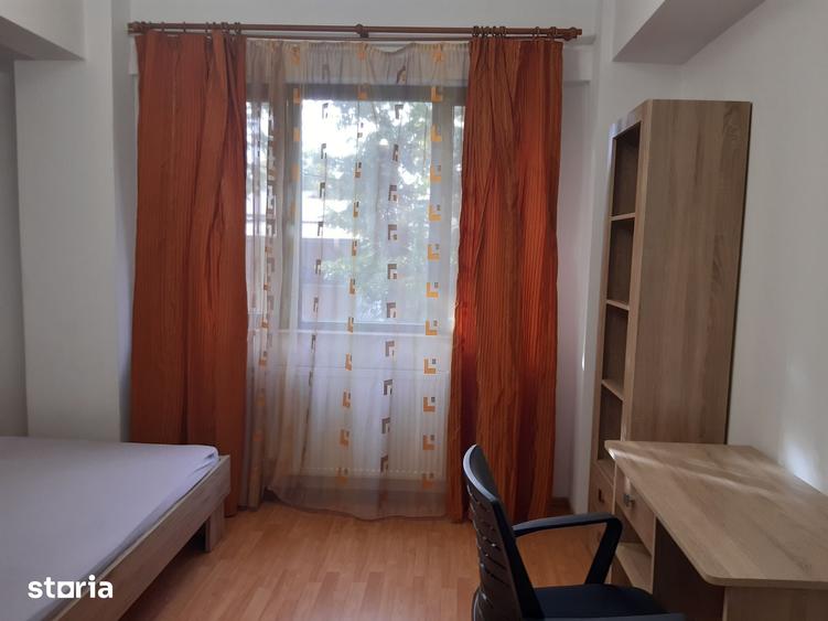 Apartament cu 3 camere în Ultracentral