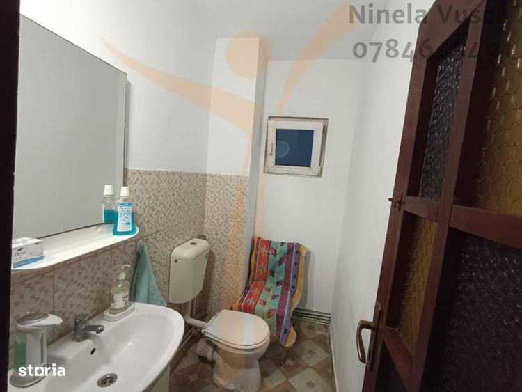 Apartament cu 3 camere decomandat, mobilat în Micro 11