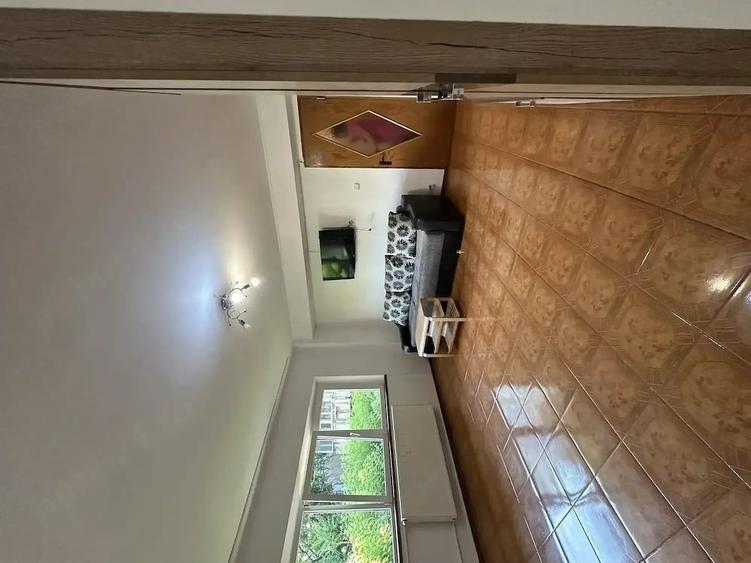 Apartament cu 2 camere semidecomandat în Mihai Bravu
