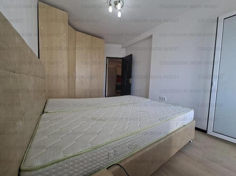 Apartament cu 2 camere decomandat în Tractorul