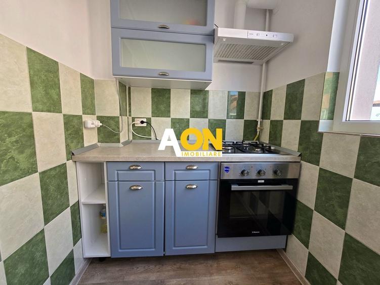 Apartament cu 3 camere decomandat, mobilat în Central
