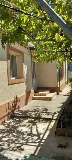 Casă cu 7 camere cu Teren 370 Mp în Central