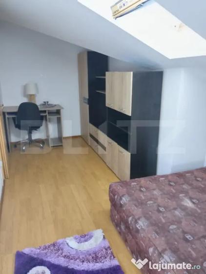 Apartament cu 3 camere semidecomandat în Gilău