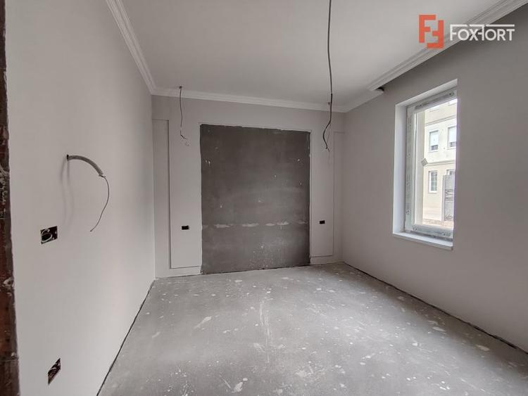 Apartament cu 2 camere decomandat în Giroc