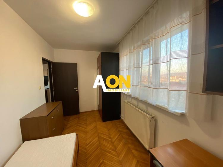 Apartament cu 3 camere decomandat, mobilat în Cetate