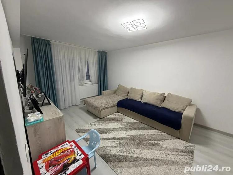 Apartament cu 4 camere decomandat în Ultracentral
