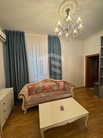 Spațiu comercial, de 160 mp, în P-ța Romană