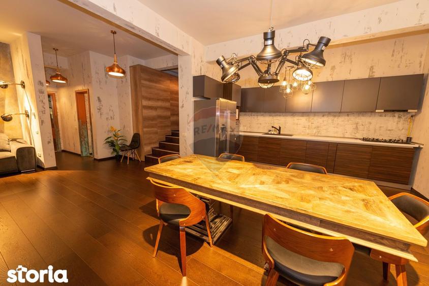 Apartament cu 4 camere, mobilat în Libertății