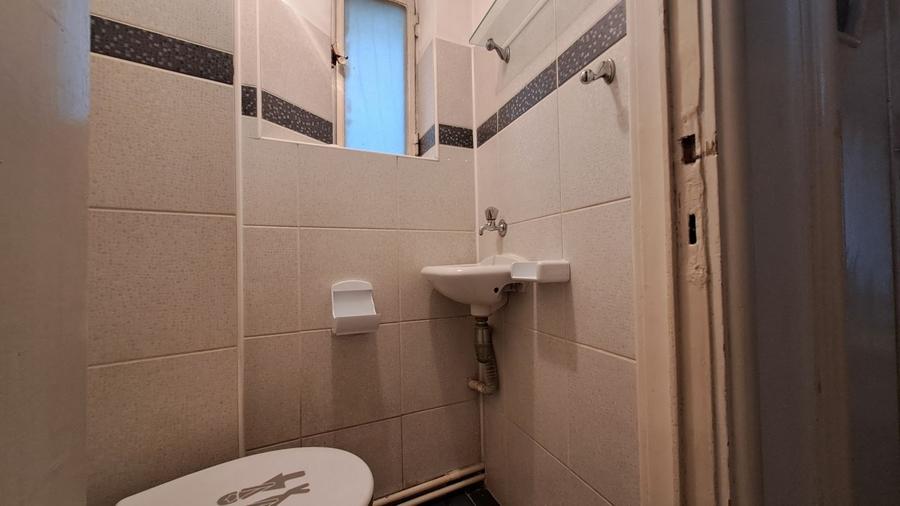 Apartament cu 2 camere decomandat, mobilat în Armeneasca