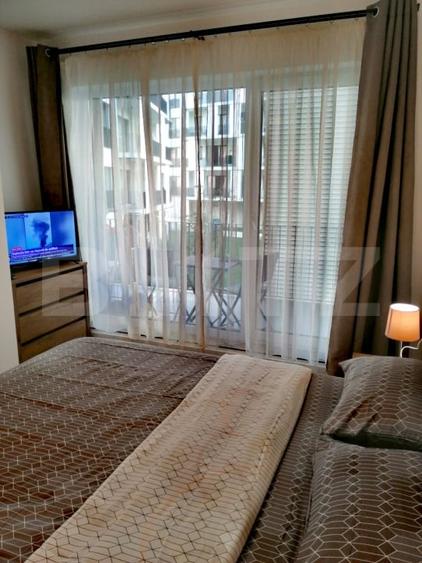 Apartament cu 2 camere semidecomandat, mobilat în Mărăști