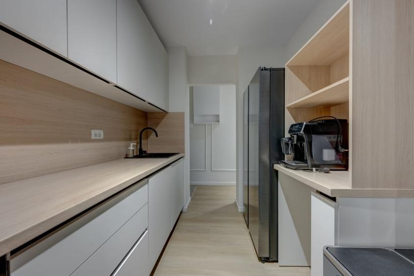 Apartament cu 4 camere decomandat, mobilat în Aviației