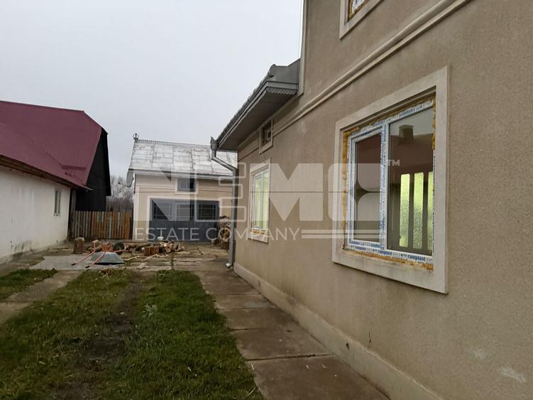 Casă individuală cu 5 camere cu Teren 1500 Mp în Marginea