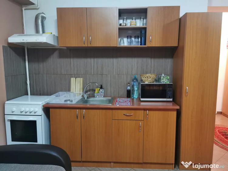 Garsonieră semidecomandată în Central