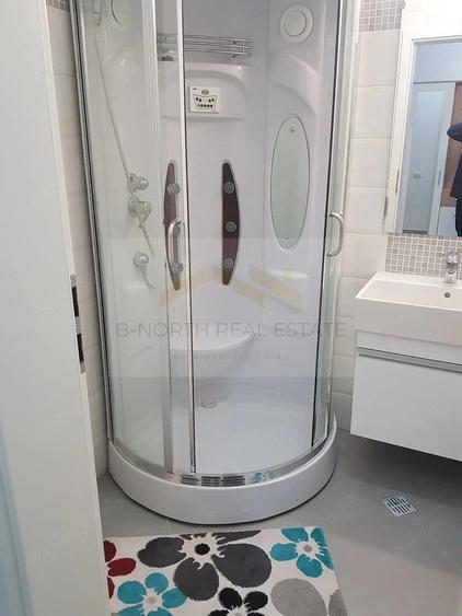 Apartament cu 2 camere decomandat în Parcul Carol