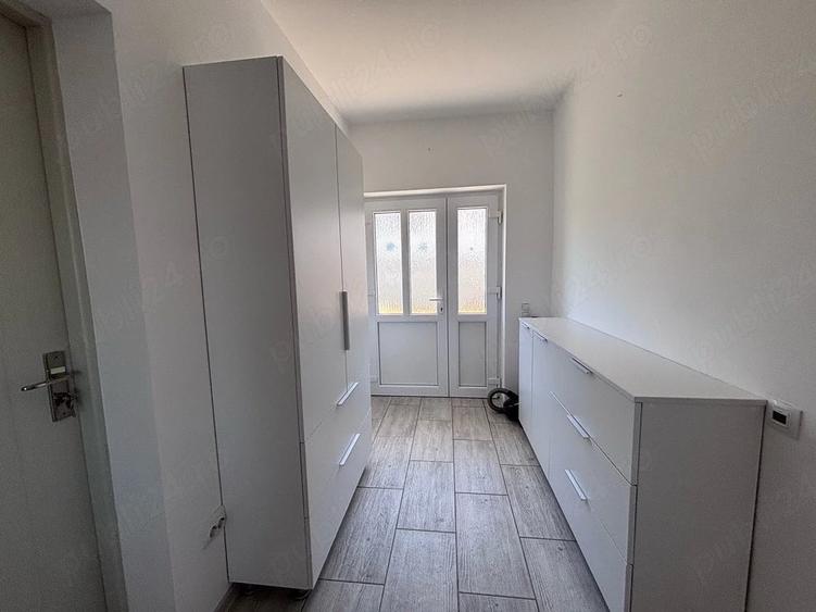 Apartament cu 3 camere decomandat în Șura Mare