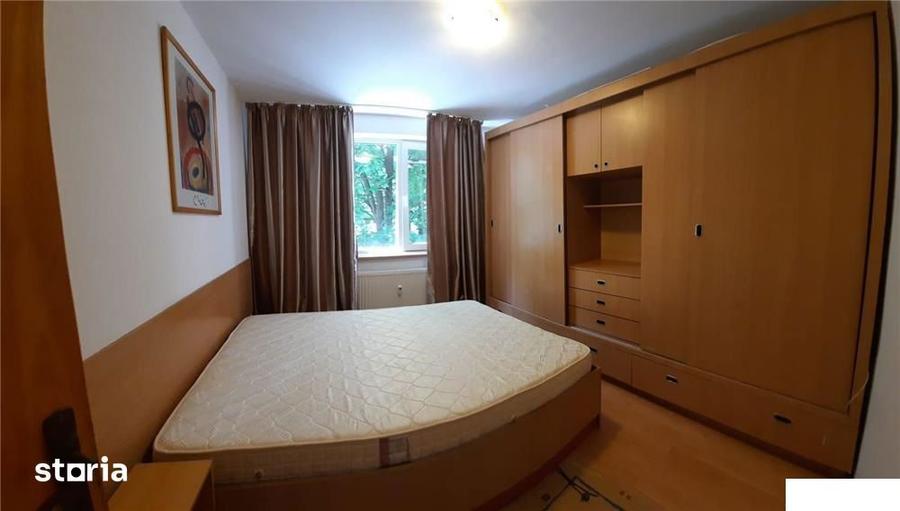 Apartament cu 2 camere decomandat în Crângași