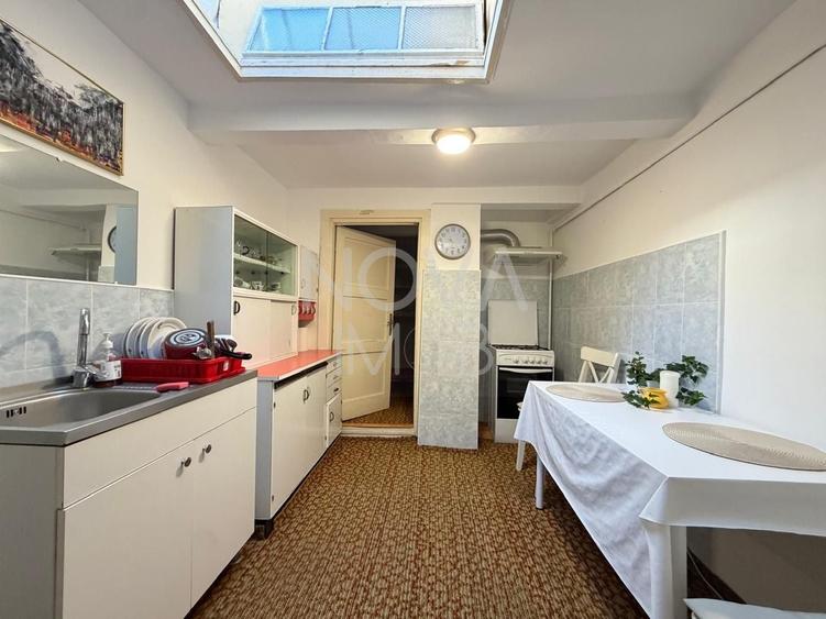 Apartament cu 2 camere semidecomandat în Ultracentral