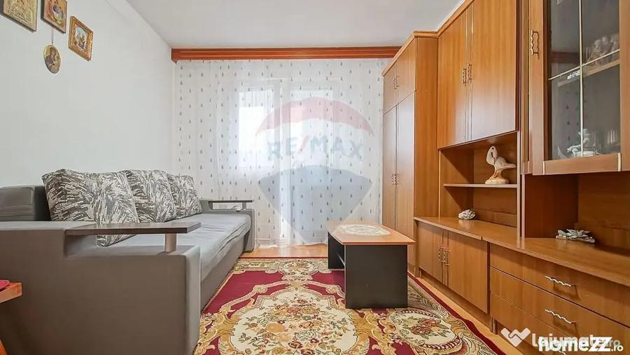 Apartament cu 2 camere semidecomandat în Est