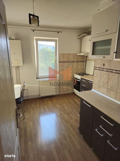 Apartament cu 2 camere decomandat în Tudor