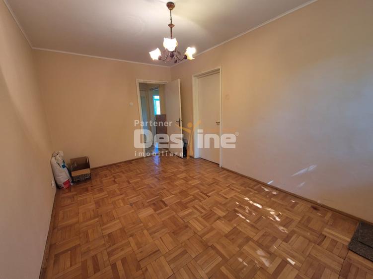 Apartament cu 3 camere circular, mobilat în Berceni