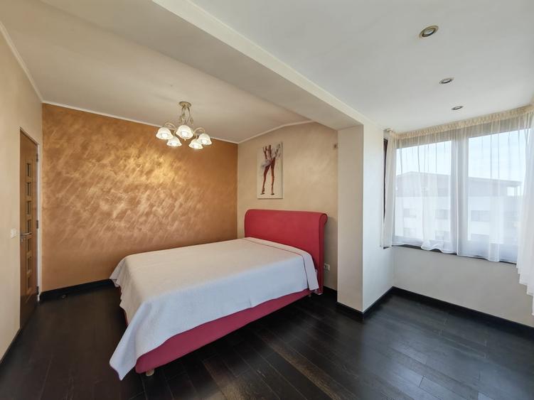 Apartament cu 3 camere semidecomandat, mobilat în Bucureștii Noi