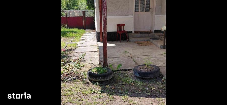 Casă cu 5 camere cu Teren 1200 Mp în Suplac