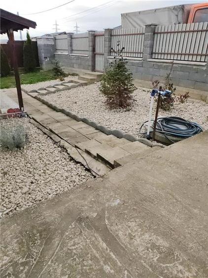 Casă individuală cu 4 camere cu Teren 500 Mp în Nazna