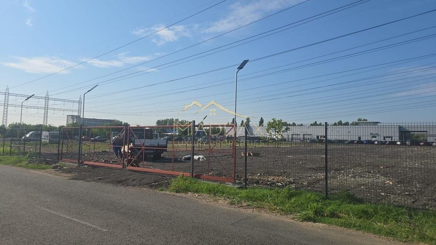Teren construcție, în Splaiul Unirii
