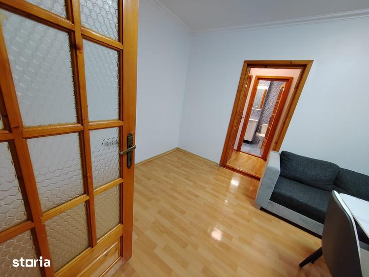 Apartament cu 3 camere decomandat în George Enescu