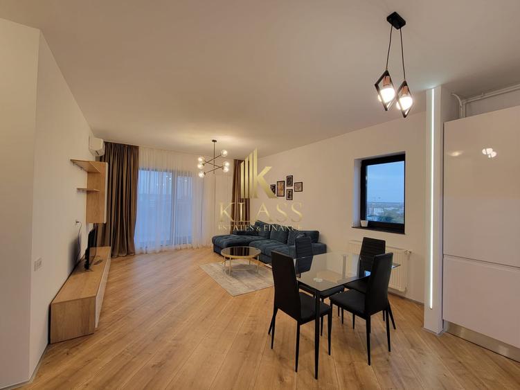 Apartament cu 3 camere semidecomandat, mobilat în Pipera