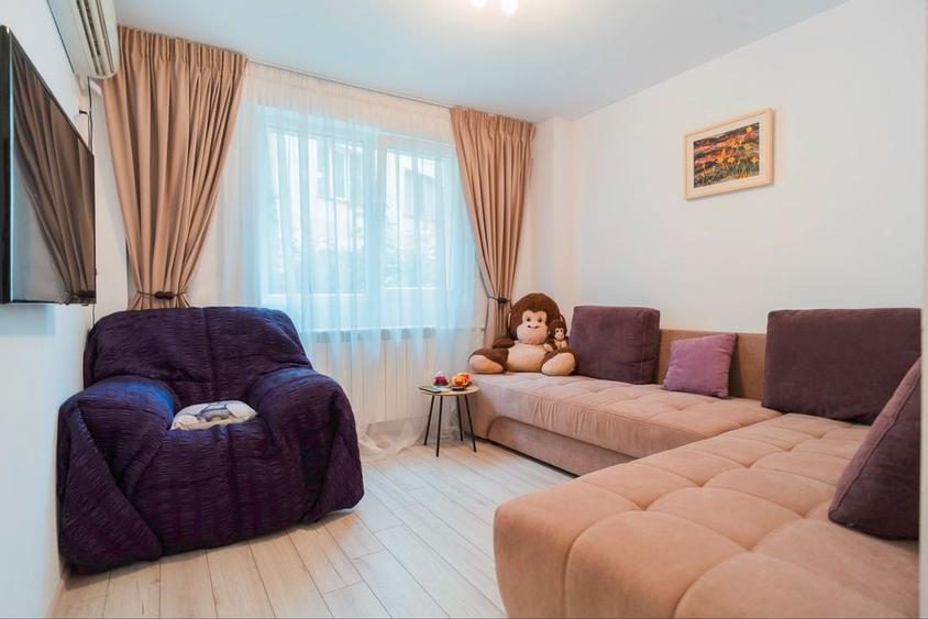 Apartament 2 camere decomandat Zona Centrala , complet utilat , recent renovat, balcon - de inchiriat imediat septembrie - 8