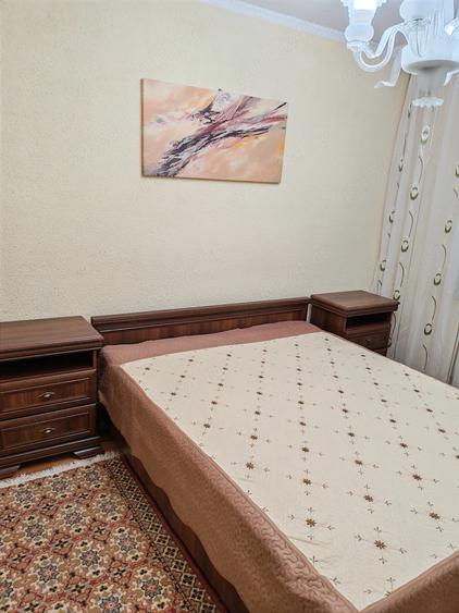 Apartament cu 4 camere decomandat în Rahova