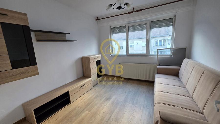 Apartament cu 3 camere decomandat, mobilat în Iosia