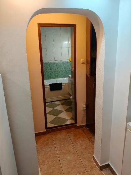 Apartament cu 2 camere decomandat, mobilat în Tătărași