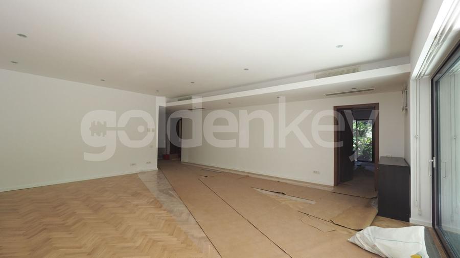 Apartament cu 3 camere decomandat, mobilat în Primăverii