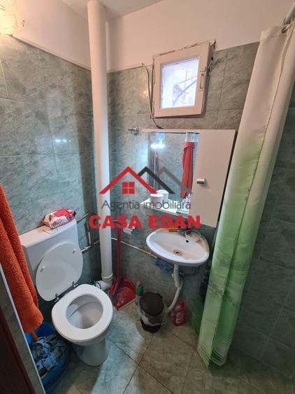 Garsonieră decomandată în Câmpina