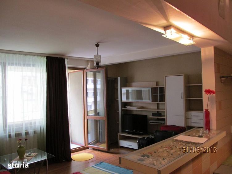 Apartament cu 2 camere în Calea Victoriei
