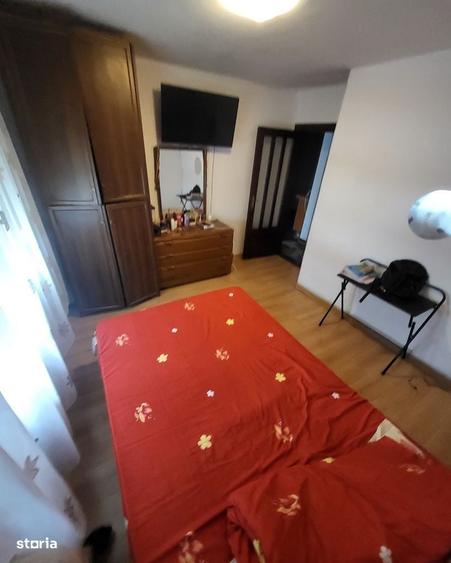 Apartament cu 3 camere decomandat în Mioriței