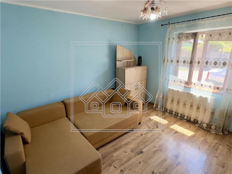 Casă individuală cu 3 camere cu Teren 80 Mp în Șura Mare