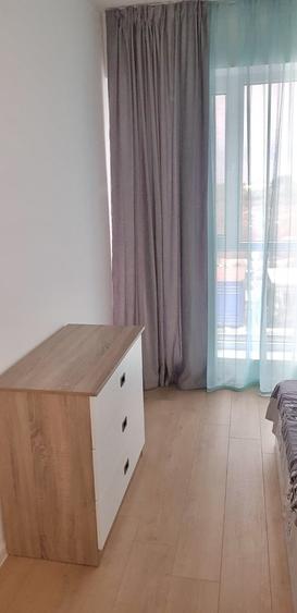 Apartament cu 3 camere semidecomandat, mobilat în Chitila
