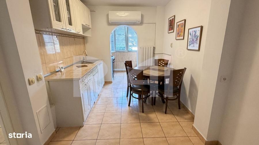 Apartament cu 2 camere decomandat în Rovine