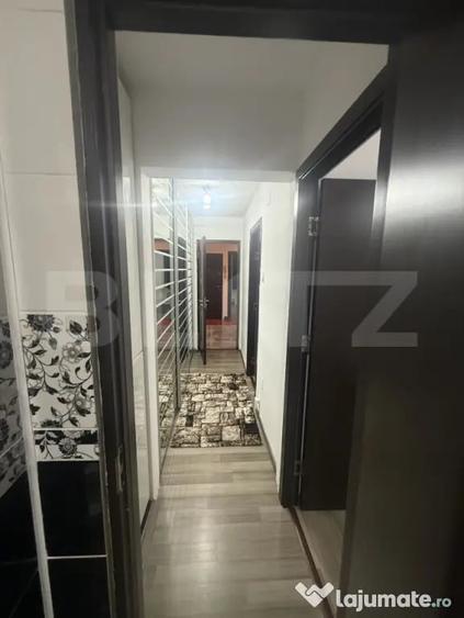 Apartament cu 3 camere decomandat în Micro 3