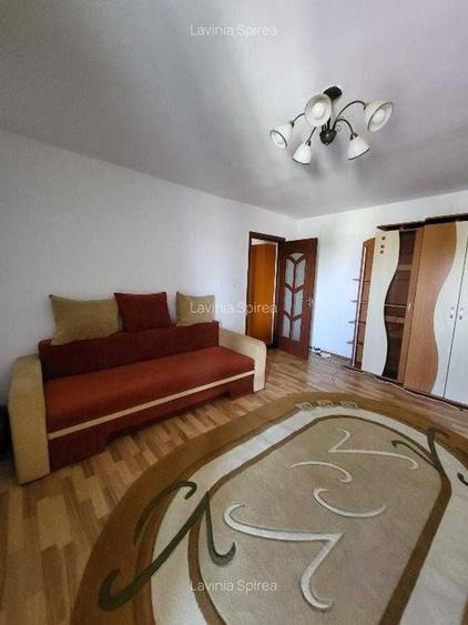 Apartament cu 2 camere semidecomandat în Girocului