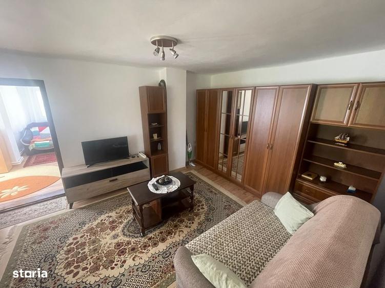 Casă cu 3 camere în Căptălan