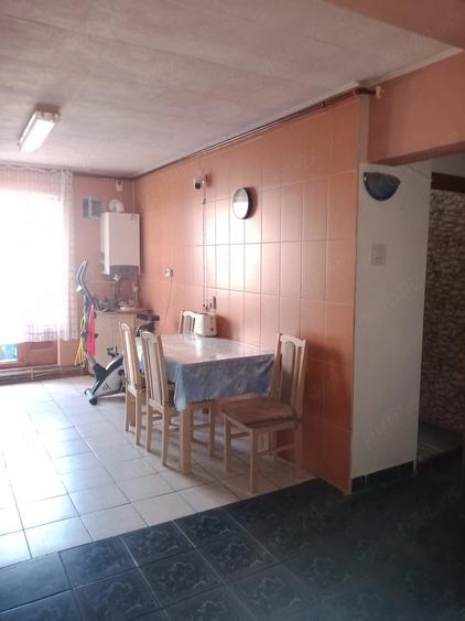 Apartament cu 4 camere decomandat în Tudor Vladimirescu