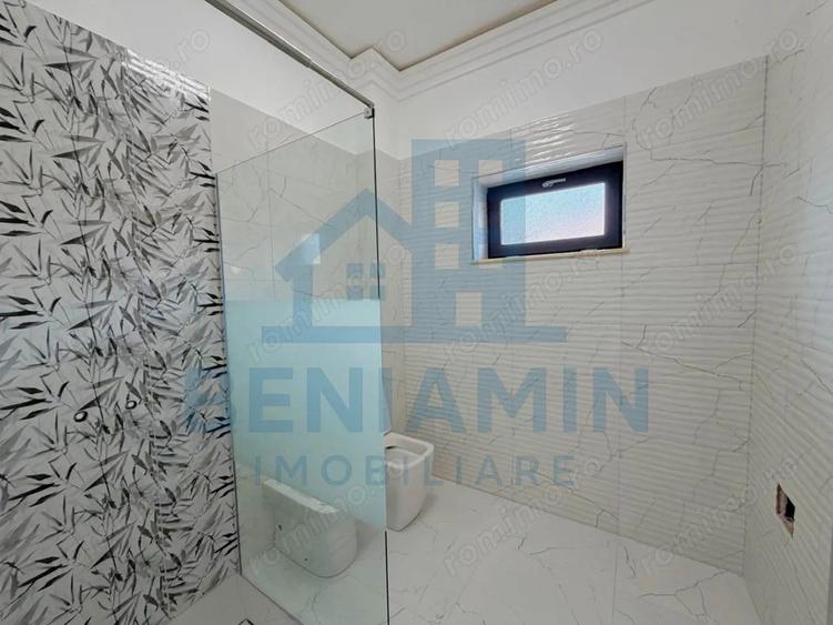 Casă cu 4 camere cu Teren 462 Mp în 1 Mai